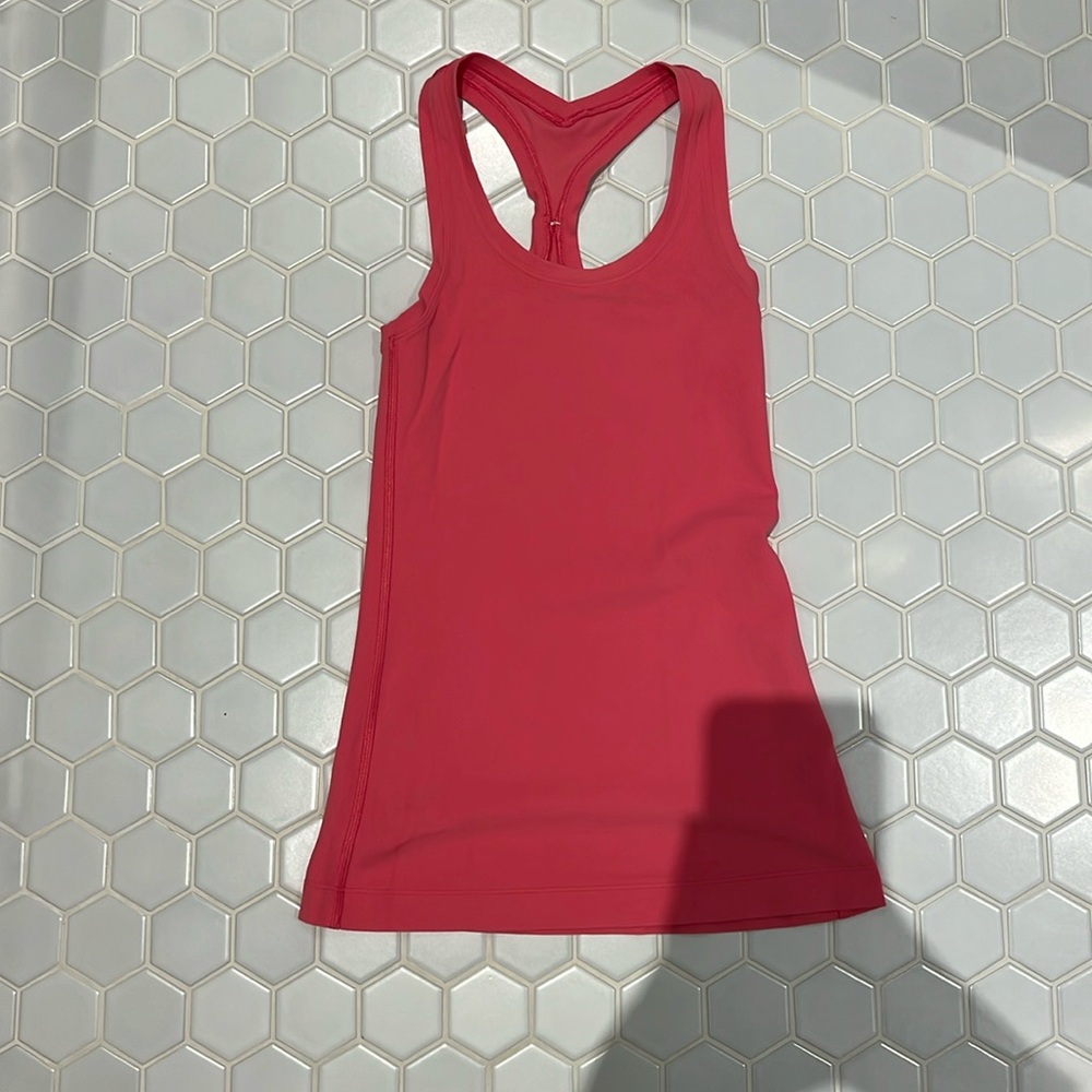 Lululemon nulu tank top
